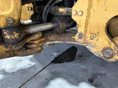 John Deere 310D Hydraulic Cylinder