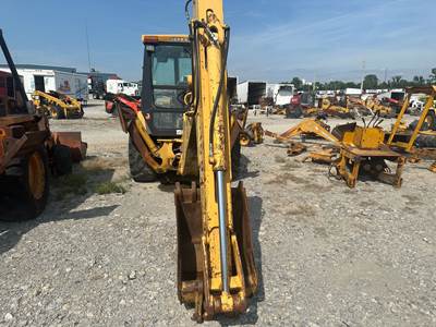 John Deere 310D Hydraulic Cylinder