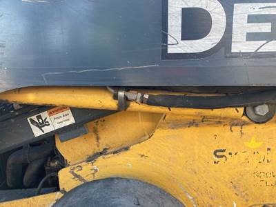 John Deere 318D Hydraulic Cylinder