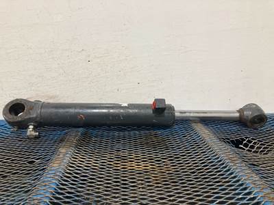 John Deere 318D Hydraulic Cylinder
