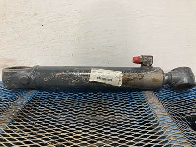 John Deere 318D Hydraulic Cylinder