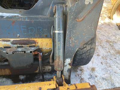 John Deere 318G Hydraulic Cylinder