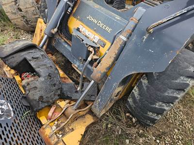 John Deere 318G Hydraulic Cylinder