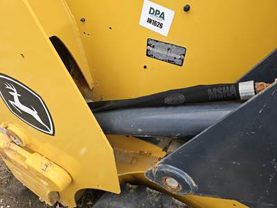 John Deere 318G Hydraulic Cylinder