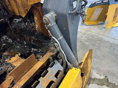 John Deere 323E Hydraulic Cylinder