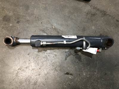 John Deere 324E Hydraulic Cylinder