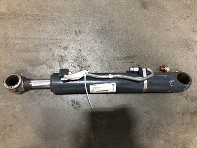 John Deere 324E Hydraulic Cylinder