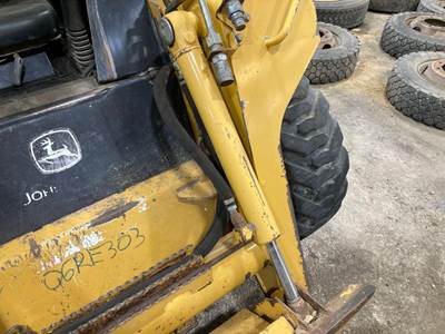 John Deere 325 Hydraulic Cylinder