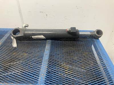 John Deere 326E Hydraulic Cylinder