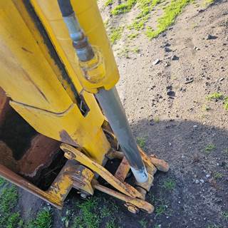 John Deere 410B Hydraulic Cylinder