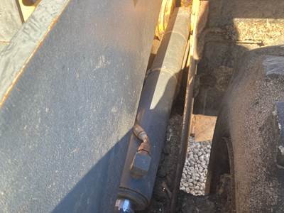 John Deere 444K Hydraulic Cylinder