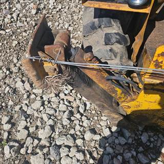 John Deere 500C Hydraulic Cylinder