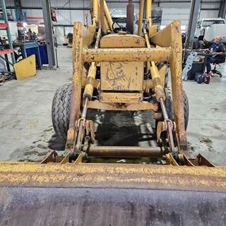 John Deere 500C Hydraulic Cylinder