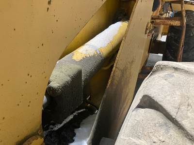 John Deere 544E Hydraulic Cylinder