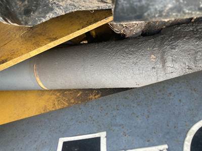 John Deere 544G Hydraulic Cylinder