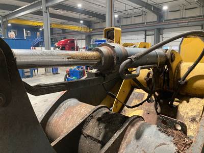 John Deere 544J Hydraulic Cylinder