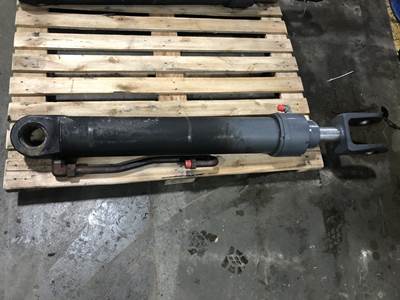 John Deere 544K Hydraulic Cylinder