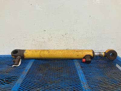 John Deere 624K Hydraulic Cylinder