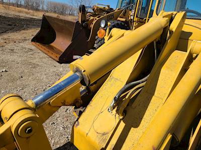 John Deere 644B Hydraulic Cylinder