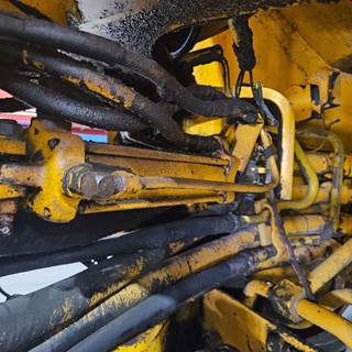 John Deere 644C Hydraulic Cylinder