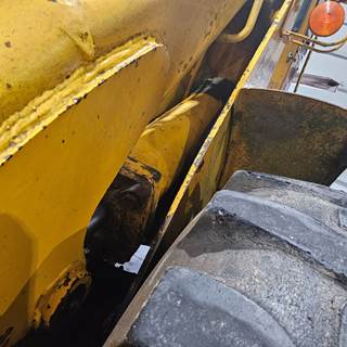 John Deere 644C Hydraulic Cylinder