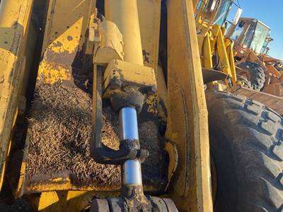 John Deere 644C Hydraulic Cylinder