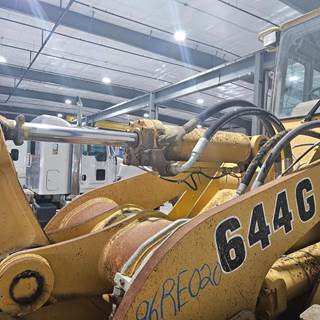 John Deere 644G Hydraulic Cylinder