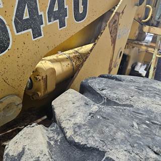 John Deere 644G Hydraulic Cylinder