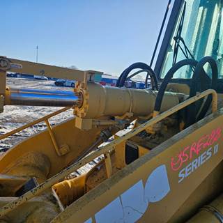 John Deere 655C Hydraulic Cylinder