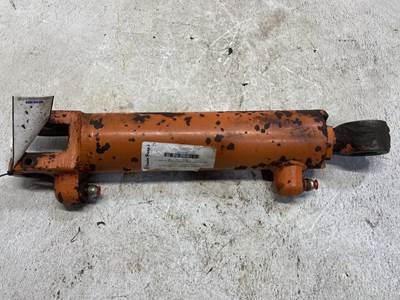 John Deere 670A Hydraulic Cylinder