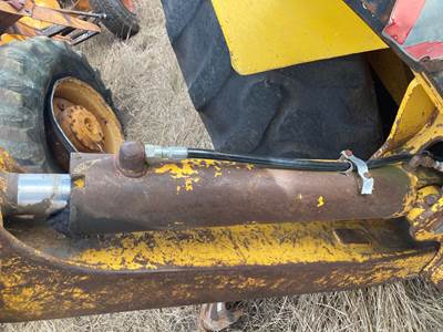 John Deere 710B Hydraulic Cylinder