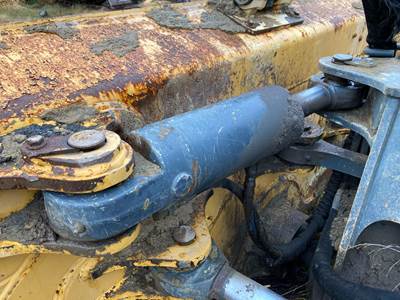 John Deere 750K Hydraulic Cylinder