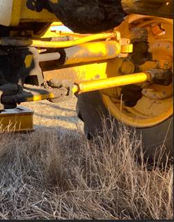 John Deere 770 Hydraulic Cylinder