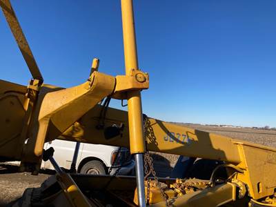 John Deere 770 Hydraulic Cylinder