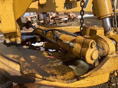 John Deere 770BH Hydraulic Cylinder