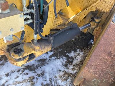 John Deere 770BH Hydraulic Cylinder