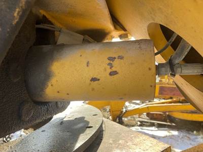John Deere 770BH Hydraulic Cylinder