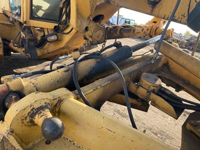 John Deere 770CH Hydraulic Cylinder