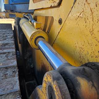 John Deere 850J LGP Hydraulic Cylinder