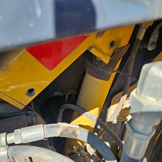 John Deere 850J LGP Hydraulic Cylinder