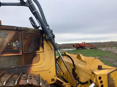 John Deere 850K Hydraulic Cylinder