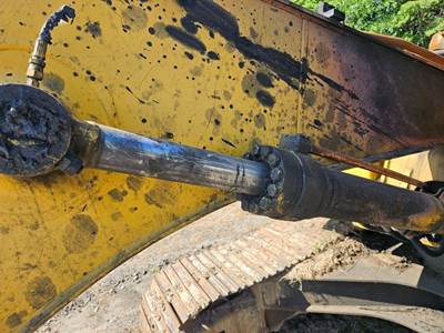 Komatsu PC120-LC Hydraulic Cylinder