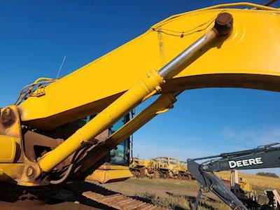 Komatsu PC400LC-6LM Hydraulic Cylinder