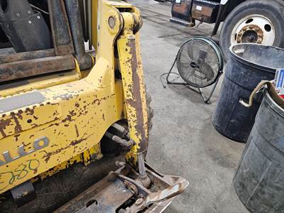 Komatsu SK820 Hydraulic Cylinder