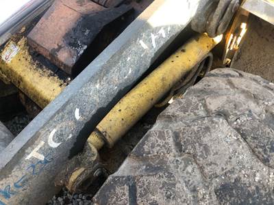 Komatsu WA180-3PT Hydraulic Cylinder