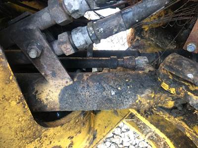 Komatsu WA180-3PT Hydraulic Cylinder