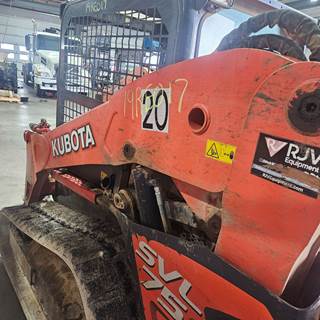 Kubota SVL75-2 Hydraulic Cylinder