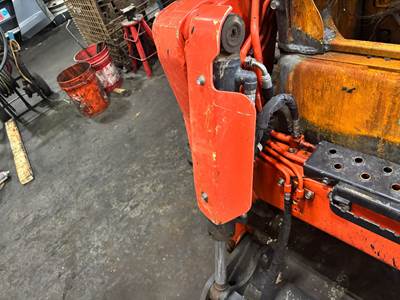 Kubota SVL97-2 Hydraulic Cylinder