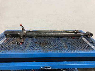 New Holland L175 Hydraulic Cylinder