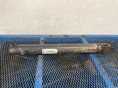 New Holland L175 Hydraulic Cylinder